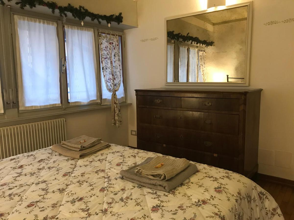 Che Piacere! Udine In Centro Col Posto Auto Apartman Kültér fotó